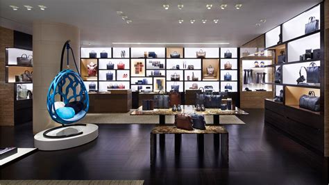 louis vuitton cheaper in hong kong|louis vuitton hk website.